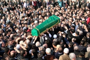 H&uuml;seyin ALTUNDEĞER vefat etmiştir.